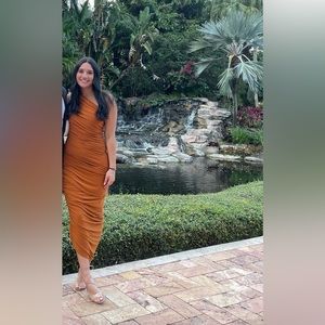 Norma Kamali Diana Gown